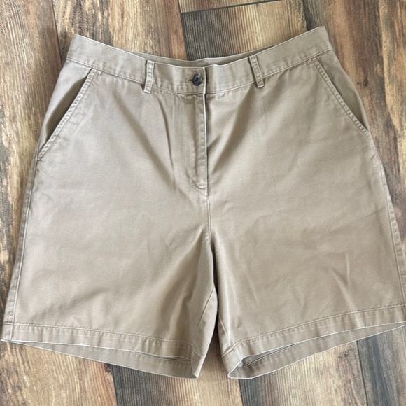 Ralph Lauren Tan Shorts, size 10. Great condition. - Picture 1 of 7